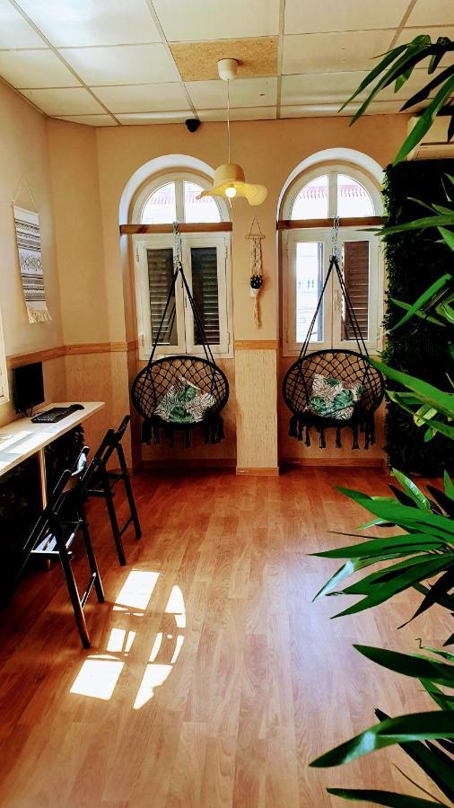 Green Hostel Madrid Gran Via Exterior photo